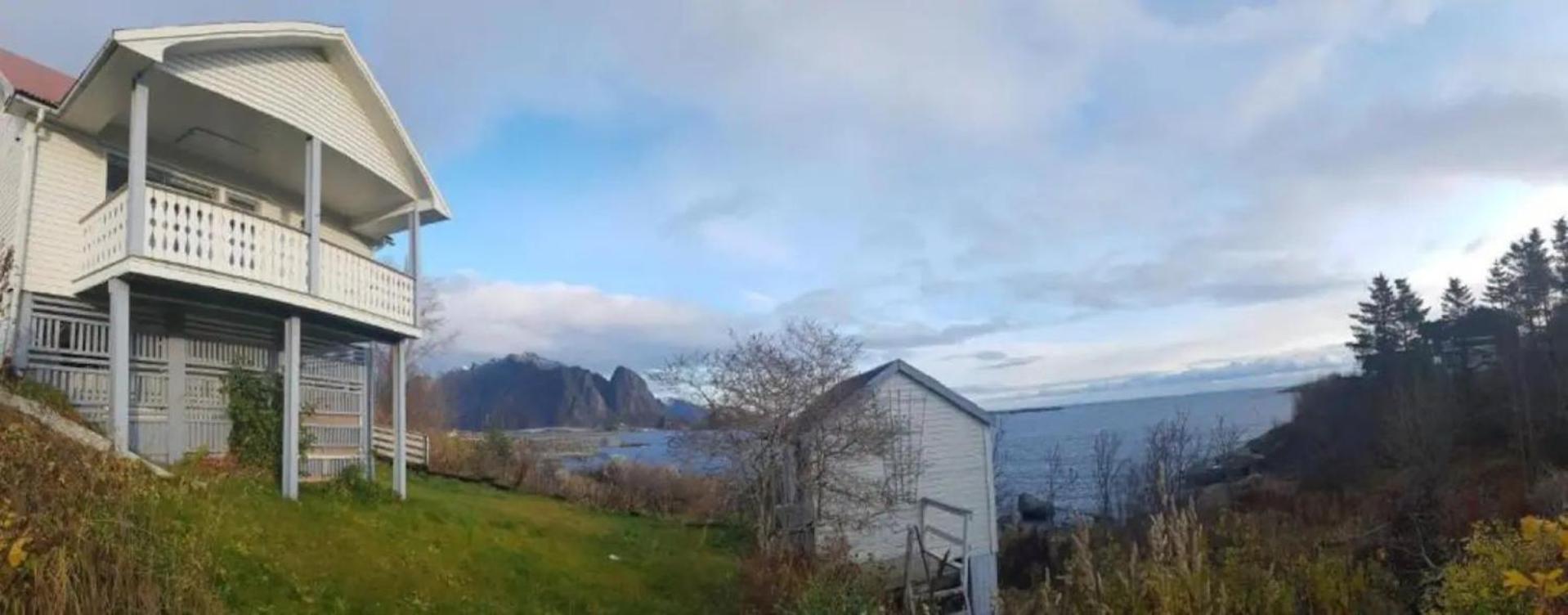 House By The Sea Reine, Lofoten エクステリア 写真